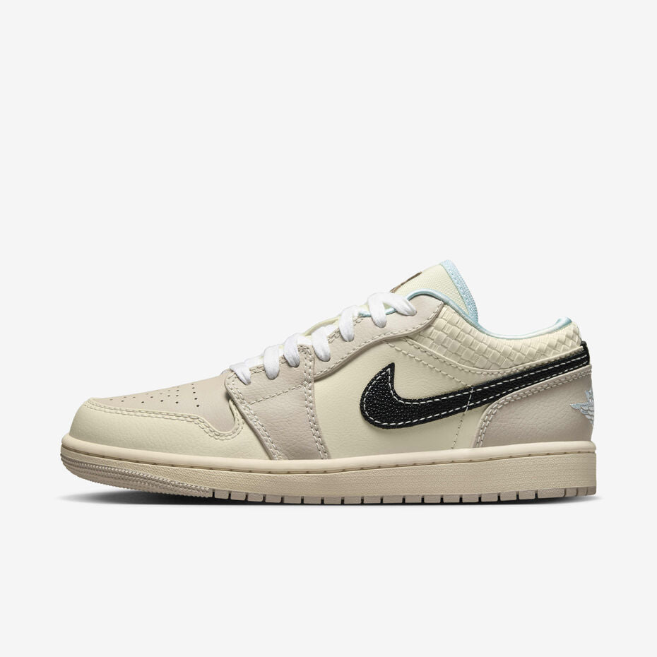 Nike_Air Jordan 1 Low Se Sanddrift Glacier Blue