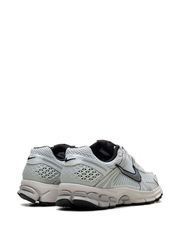 Nike_Zoom Vomero 5