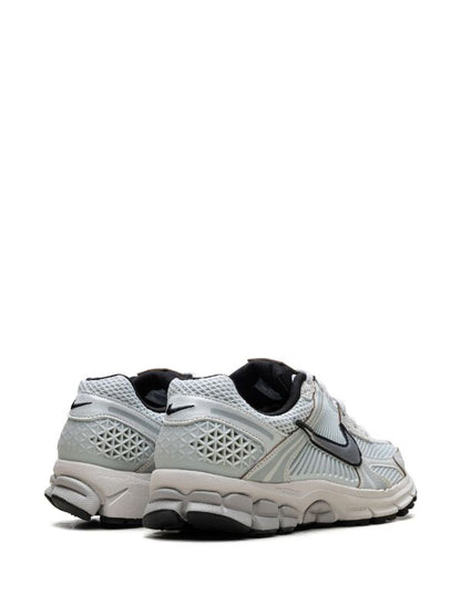 Nike_Zoom Vomero 5