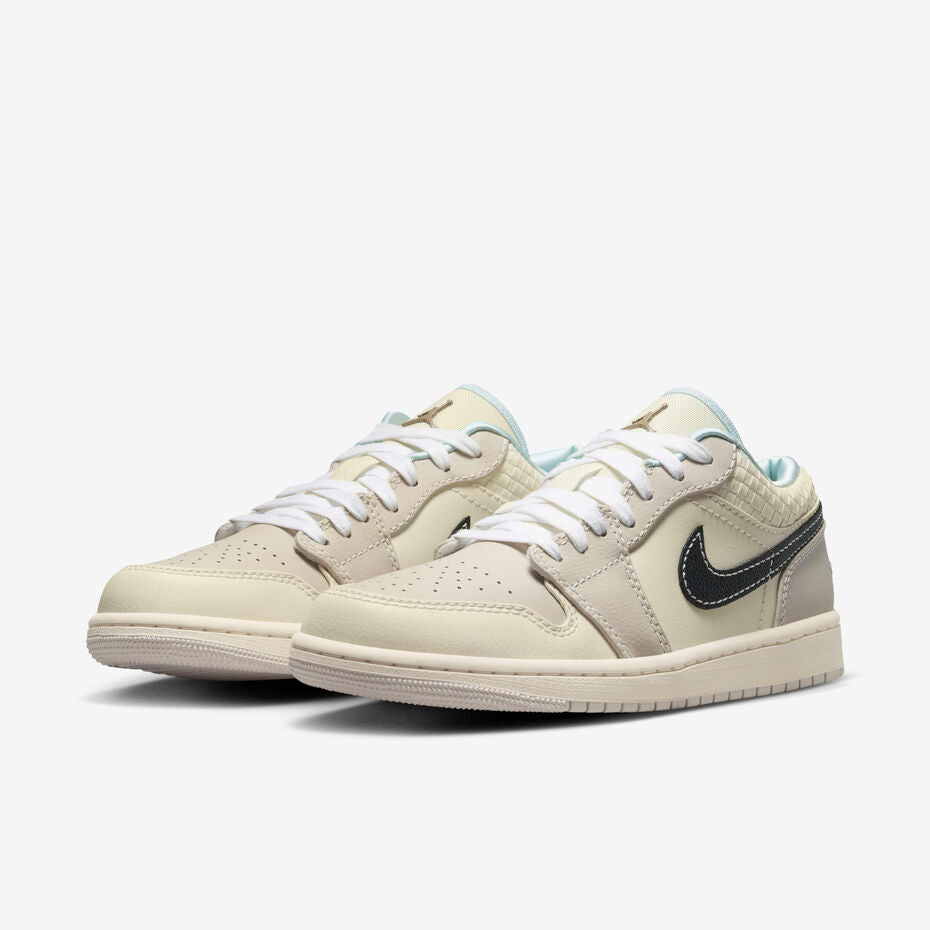 Nike_Air Jordan 1 Low Se Sanddrift Glacier Blue