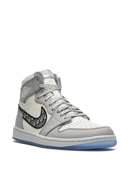 Nike_Air Jordan Retro 1 X High Dior