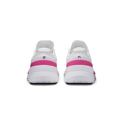 On cloud Running The Roger Pro 2 White Pink