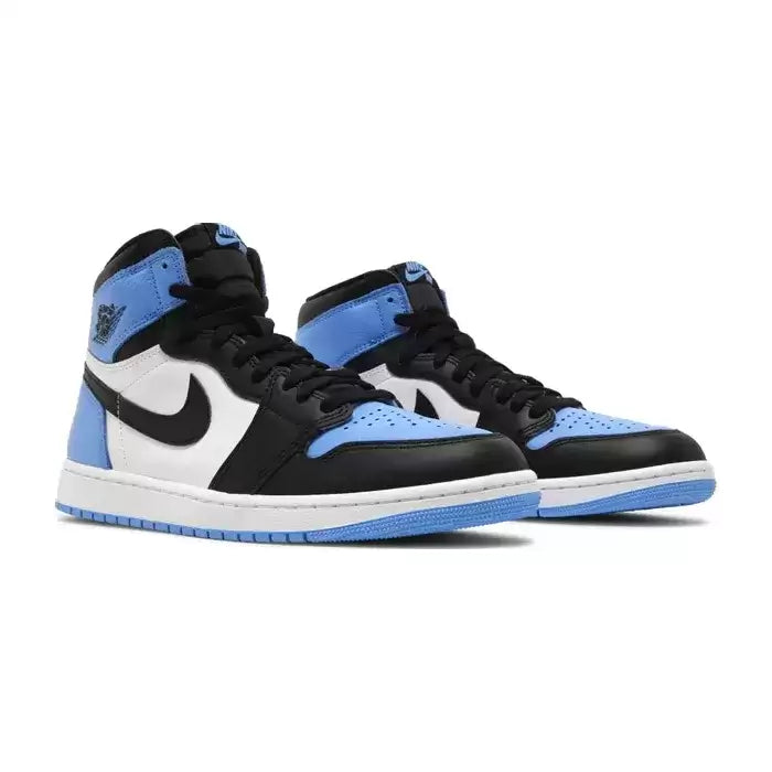 Nike Air Jordan 1 Retro High OG UNC Toe