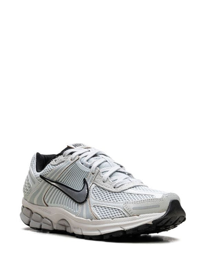 Nike_Zoom Vomero 5